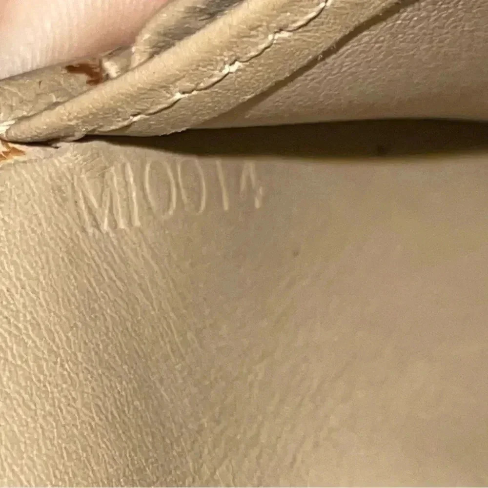 LOUIS Vuitton Vernis Kisslock wallet - Picture 13 of 13